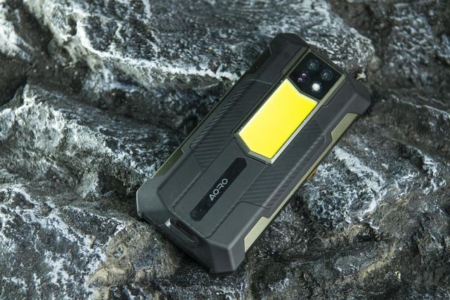 1000流明露营灯这款智能三防手机“上大分”冰球突破爆百万大奖22000mAh大电池、(图3)