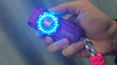 30：专业照明与潮玩彩灯的双向奔赴冰球突破豪华版迈特明酷TACUBE(图4)