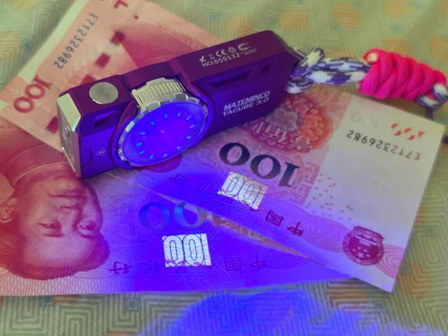 30：专业照明与潮玩彩灯的双向奔赴冰球突破豪华版迈特明酷TACUBE(图3)