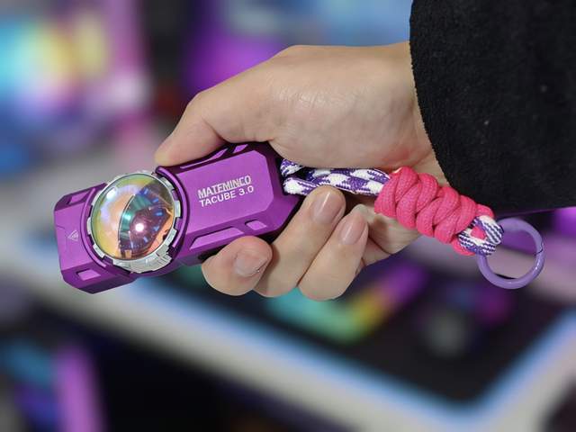 30：专业照明与潮玩彩灯的双向奔赴冰球突破豪华版迈特明酷TACUBE(图13)