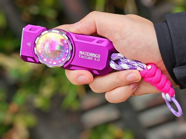 30：专业照明与潮玩彩灯的双向奔赴冰球突破豪华版迈特明酷TACUBE(图17)